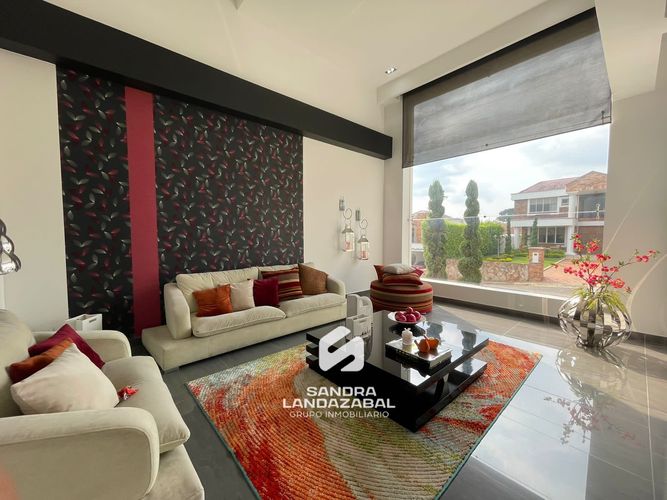 Casa de 5 alcobas en venta en Terrazas De Menzuli, Piedecuesta, 820 m² · foto 9 de 21