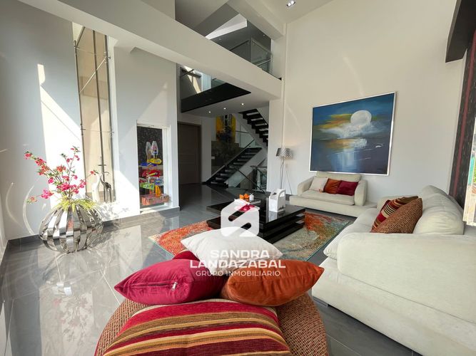 Casa de 5 alcobas en venta en Terrazas De Menzuli, Piedecuesta, 820 m² · foto 8 de 21
