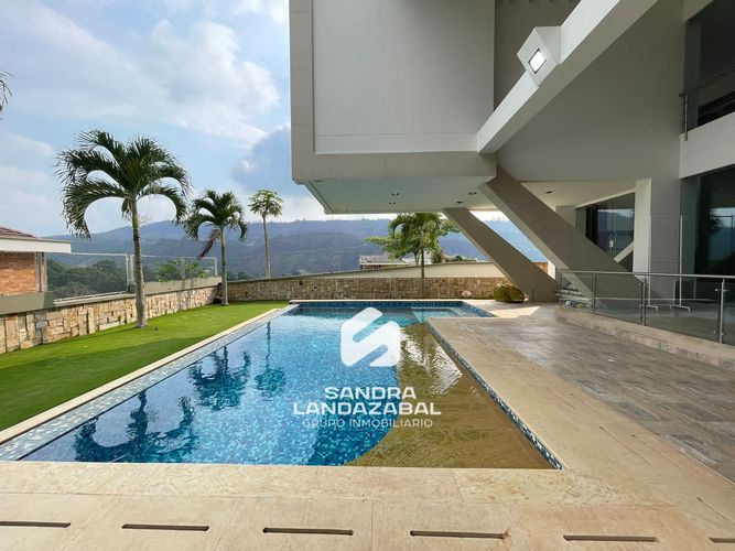 Casa de 6 alcobas en venta en Terrazas De Menzuli, Piedecuesta, 720 m² · foto 19 de 24