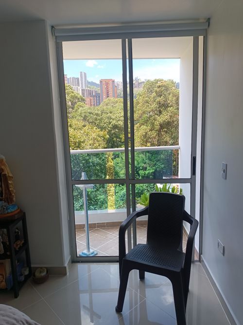 Apartamento de 3 alcobas en venta en Cañaveralejo, Sabaneta, 86 m² · foto 23 de 24