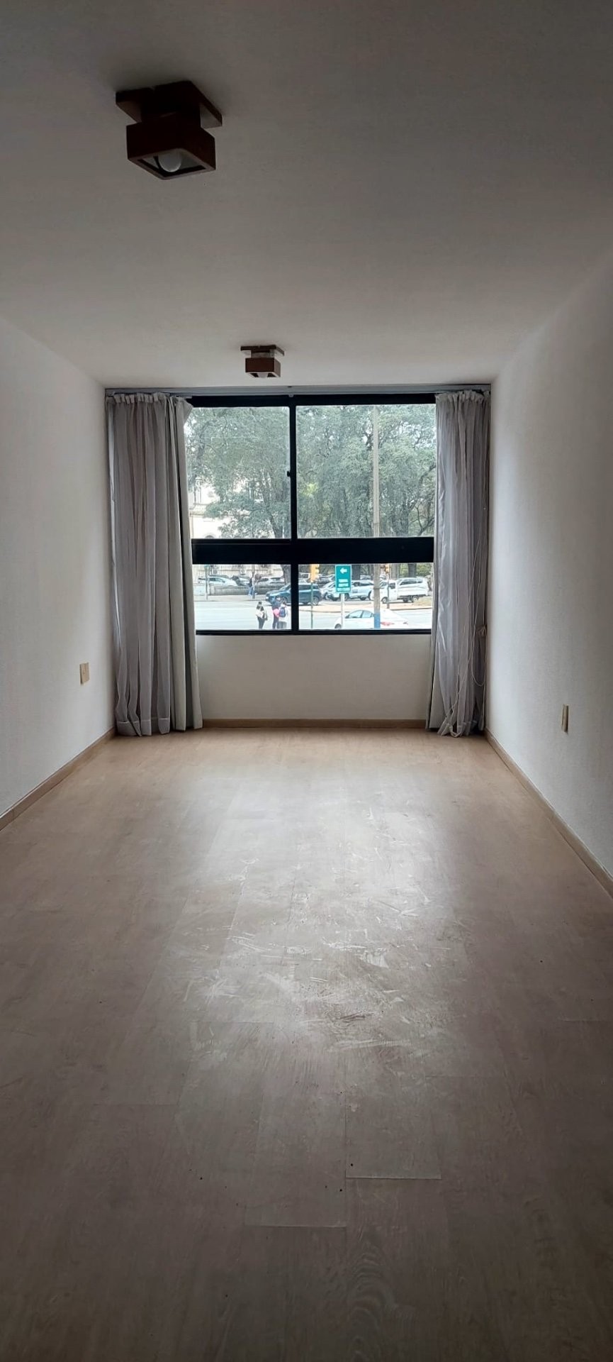 Alquiler Apartamento 1 dormitorio Tres Cruces · Foto 2