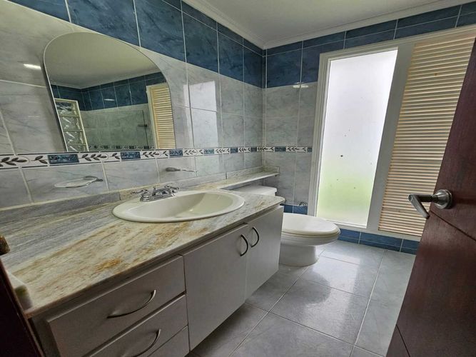 Casa de 4 alcobas en arriendo en La Boquilla, Cartagena, 485 m² · foto 10 de 13