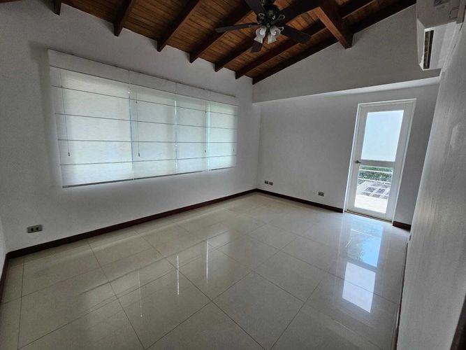 Casa de 4 alcobas en arriendo en La Boquilla, Cartagena, 485 m² · foto 11 de 13