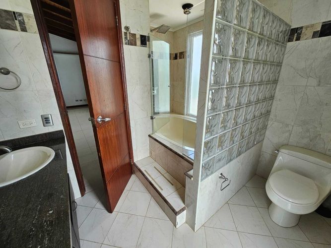 Casa de 4 alcobas en arriendo en La Boquilla, Cartagena, 485 m² · foto 13 de 13