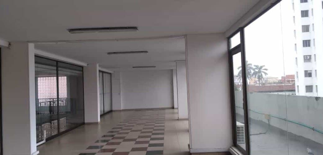 Oficina en arriendo en El Centro, Cartagena, 128 m² · foto 2 de 9