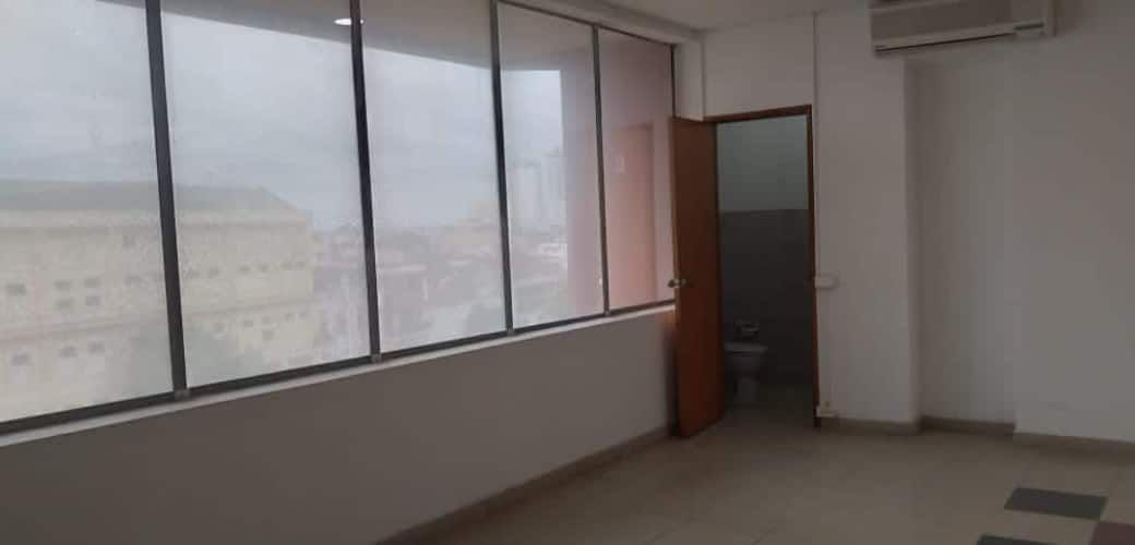Oficina en arriendo en El Centro, Cartagena, 128 m² · foto 8 de 9
