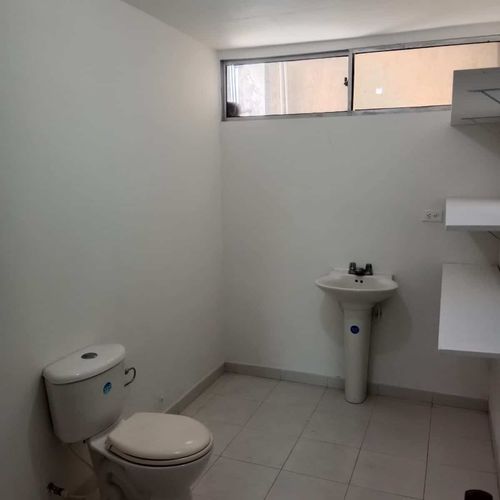 Oficina en arriendo en Bocagrande, Cartagena, 42 m² · foto 7 de 10