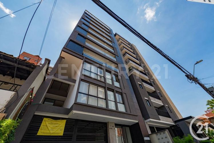 Apartamento de 3 alcobas en venta en Laureles, Medellín, 120 m² · foto 12 de 20