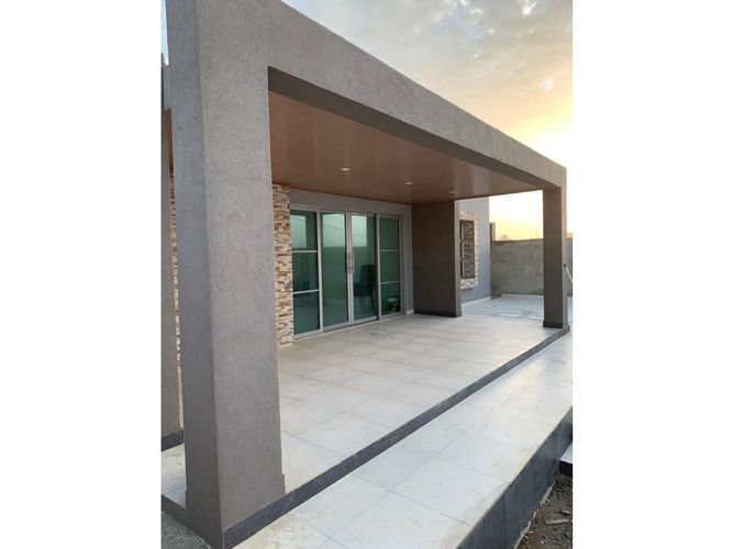 Casa de 3 alcobas en venta en El Ancla, Puerto Colombia, 500 m² · foto 3 de 15
