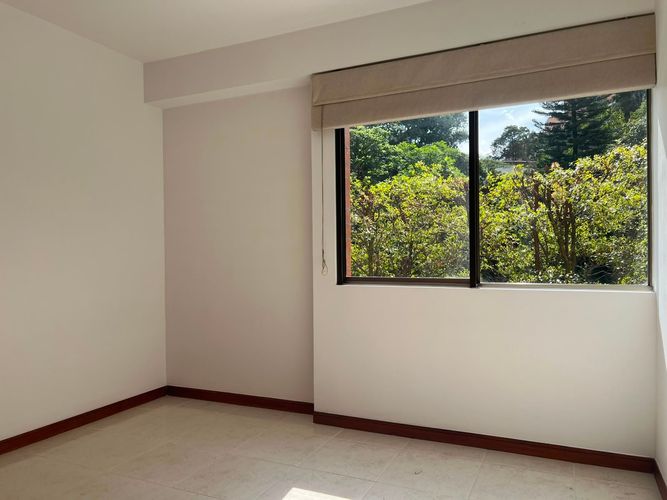 Apartamento de 3 alcobas en venta en Loma Benedictinos, Envigado, 161 m² · foto 10 de 18
