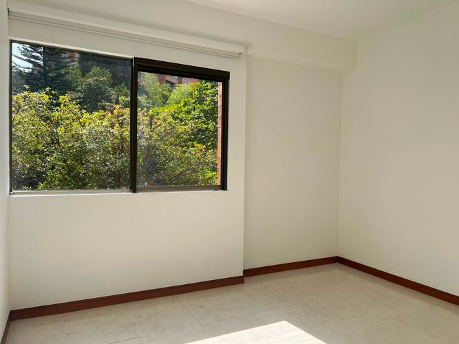 Apartamento de 3 alcobas en venta en Loma Benedictinos, Envigado, 161 m² · foto 11 de 18