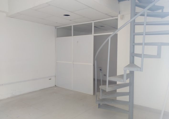 Bodega en arriendo en Bellavista, Cartagena, 300 m² · foto 4 de 6