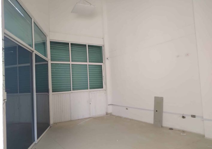 Bodega en arriendo en Bellavista, Cartagena, 300 m² · foto 5 de 6