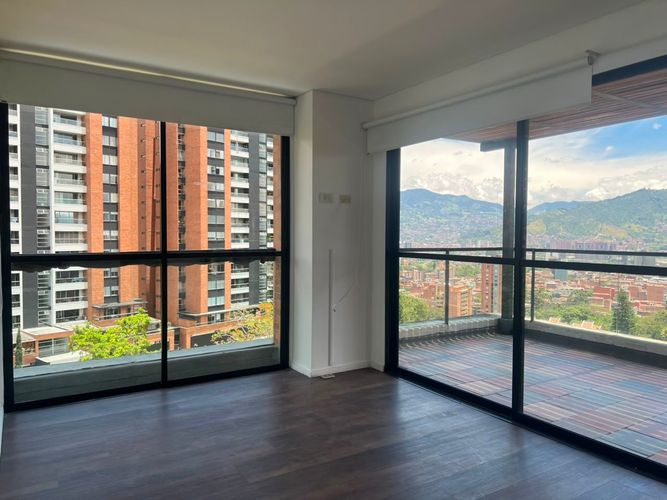 Apartamento de 2 alcobas en arriendo en Camino Verde, Envigado, 75 m² · foto 11 de 19
