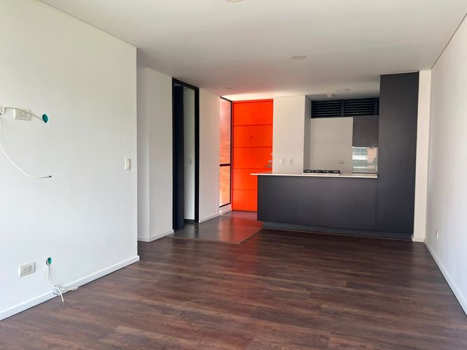 Apartamento de 2 alcobas en arriendo en Camino Verde, Envigado, 75 m² · foto 9 de 19