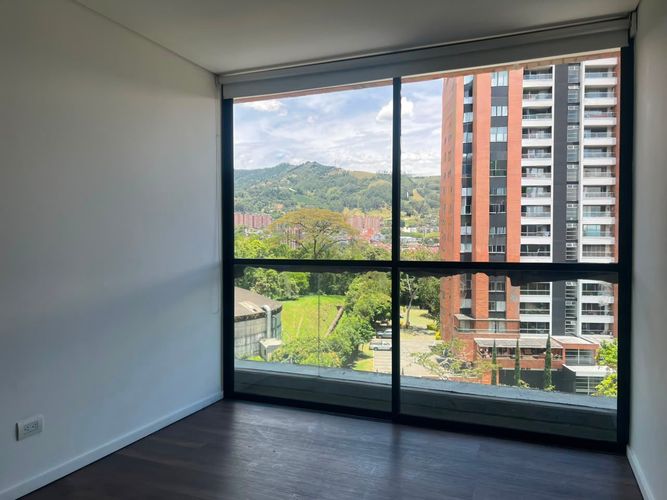 Apartamento de 2 alcobas en arriendo en Camino Verde, Envigado, 75 m² · foto 17 de 19