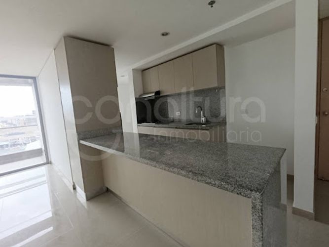Apartamento de 2 alcobas en arriendo en Naranjal, Medellín, 77 m² · foto 5 de 14