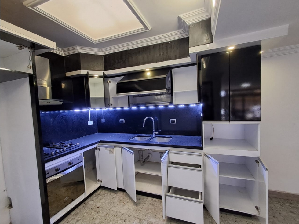 Casa en venta en Santa Monica, Dosquebradas · foto 4 de 24