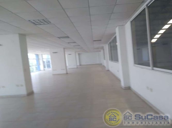 Oficina en arriendo en El Bosque, Cartagena, 160 m² · foto 2 de 9