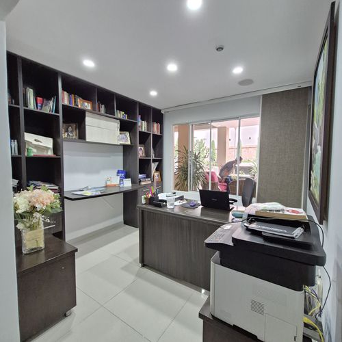 Casa de 5 alcobas en venta en Cabecera Del Llano, Bucaramanga, 260 m² · foto 3 de 24