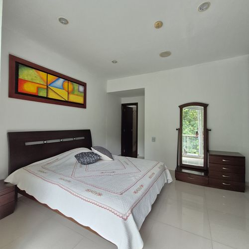 Casa de 5 alcobas en venta en Cabecera Del Llano, Bucaramanga, 260 m² · foto 8 de 24