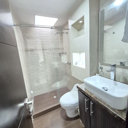 Casa de 5 alcobas en venta en Cabecera Del Llano, Bucaramanga, 260 m² · foto 11 de 24