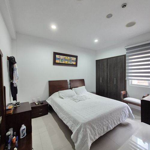 Casa de 5 alcobas en venta en Cabecera Del Llano, Bucaramanga, 260 m² · foto 12 de 24
