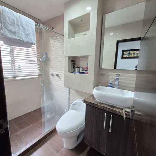 Casa de 5 alcobas en venta en Cabecera Del Llano, Bucaramanga, 260 m² · foto 13 de 24
