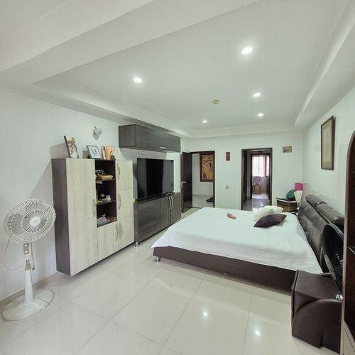 Casa de 5 alcobas en venta en Cabecera Del Llano, Bucaramanga, 260 m² · foto 14 de 24