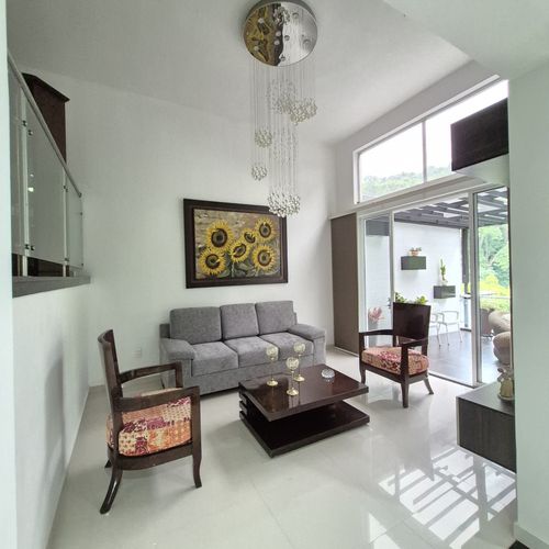 Casa de 5 alcobas en venta en Cabecera Del Llano, Bucaramanga, 260 m² · foto 18 de 24
