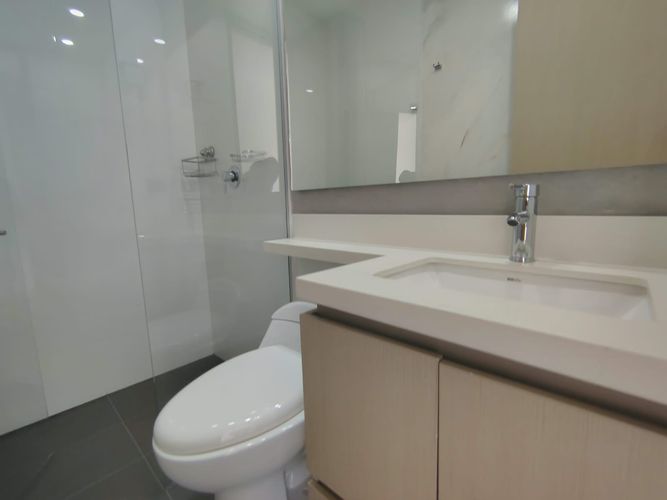 Apartamento de 2 alcobas en arriendo en El Poblado, Medellín, 102 m² · foto 17 de 18