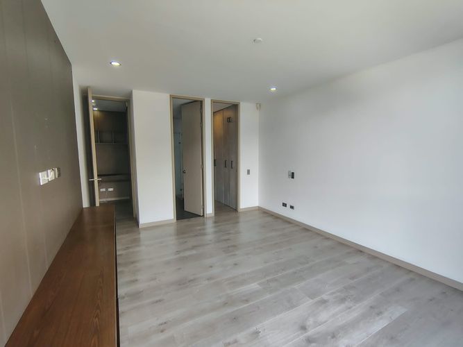 Apartamento de 2 alcobas en arriendo en El Poblado, Medellín, 102 m² · foto 11 de 18