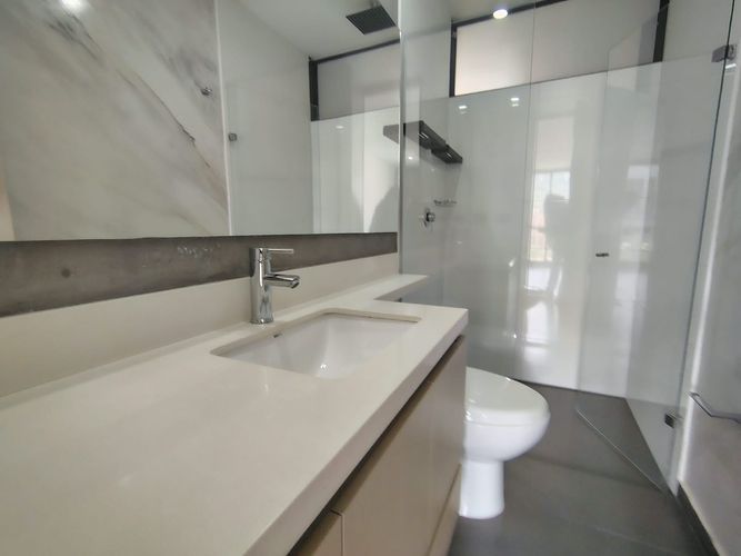 Apartamento de 2 alcobas en arriendo en El Poblado, Medellín, 102 m² · foto 16 de 18