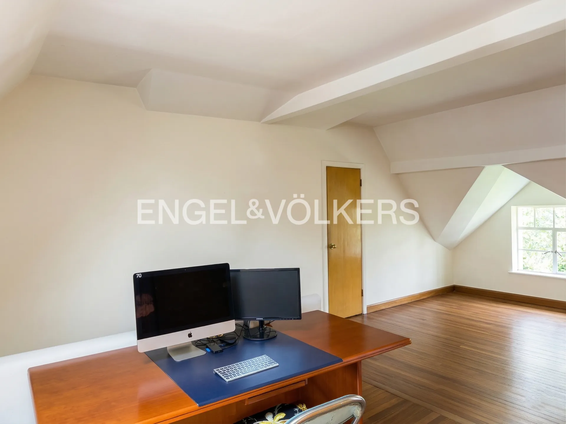 Casa en venta en Los Rosales, Bogotá · foto 10 de 13