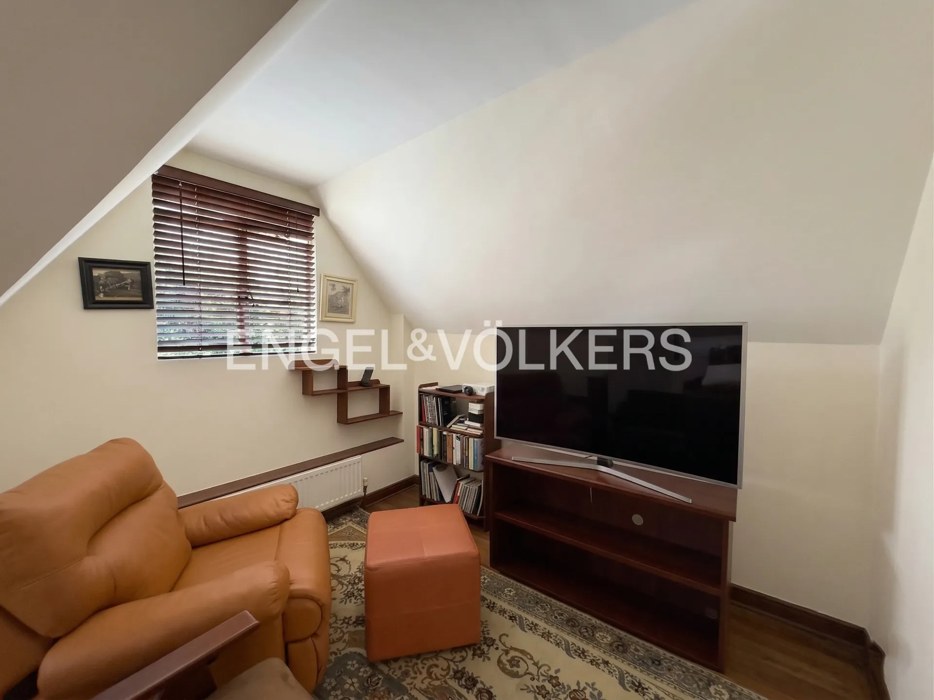 Casa en venta en Los Rosales, Bogotá · foto 9 de 13