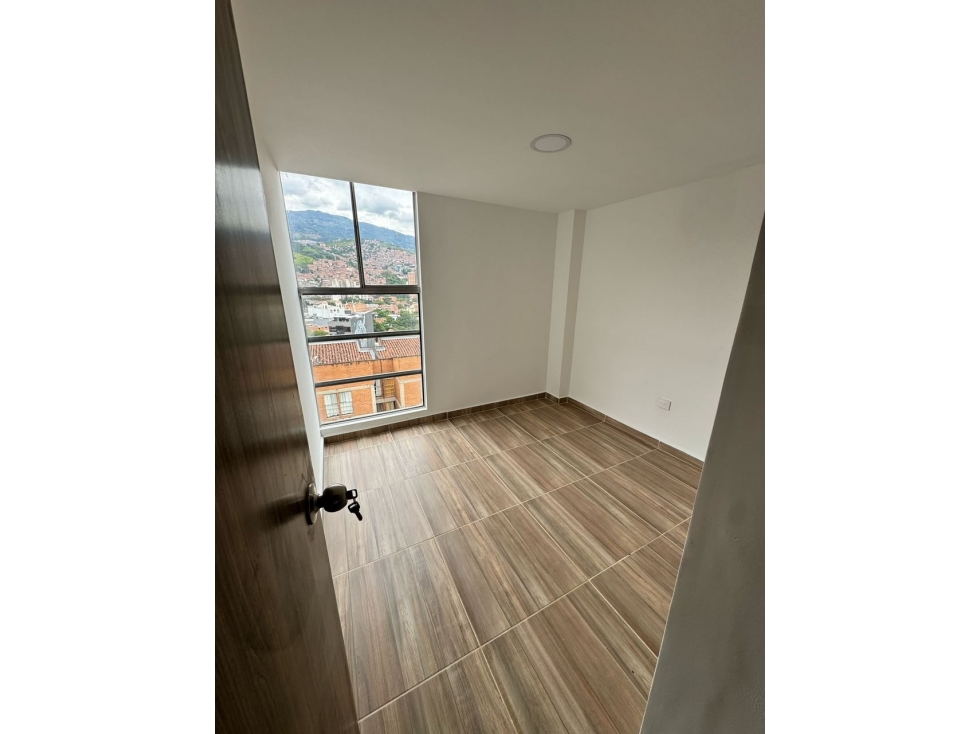 Apartamento en venta en La Candelaria, Medellín · foto 11 de 15
