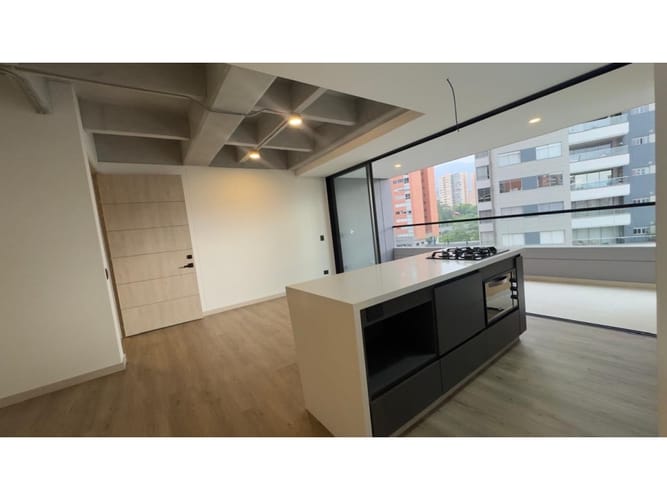 Apartamento de 2 alcobas en venta en Areka, Envigado, 94 m² · foto 2 de 12