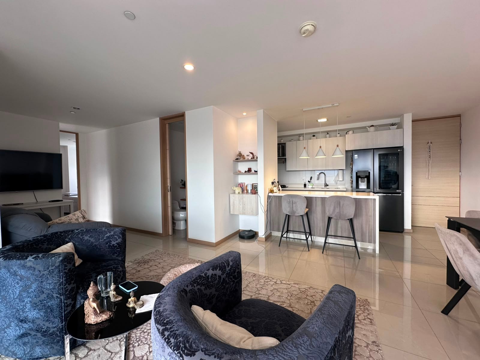 Apartamento en arriendo en El Poblado, Medellín · foto 8 de 19