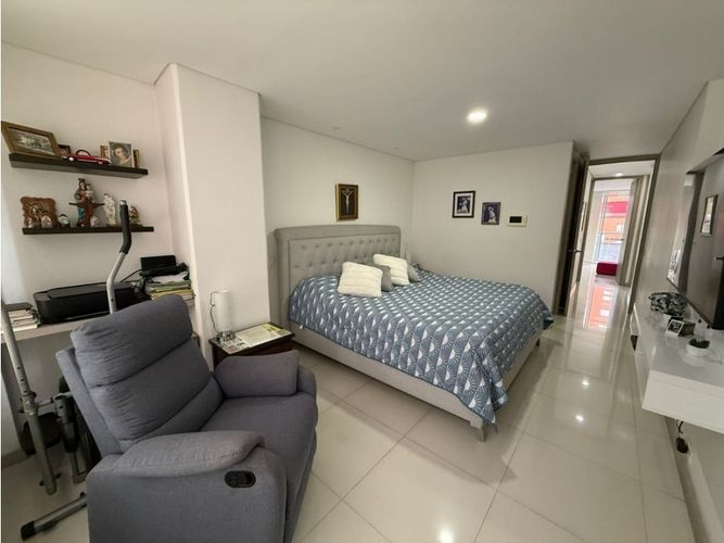 Apartamento de 3 alcobas en venta en Las Acacias, Medellín, 125 m² · foto 10 de 13