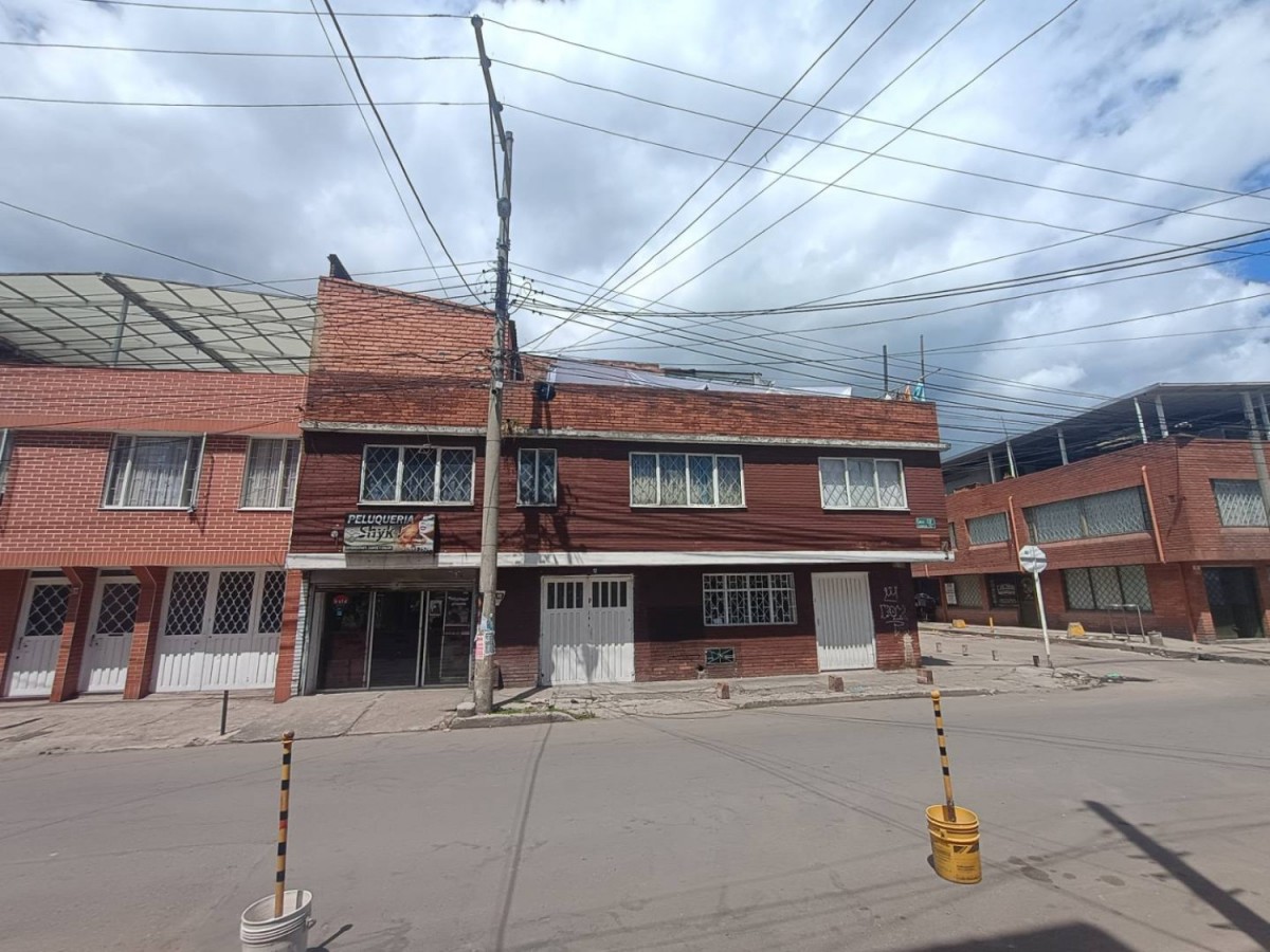 Casa en venta en Prado Veraniego, Bogotá · foto 2 de 8