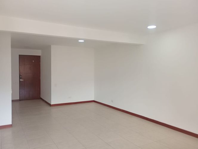 Apartamento de 3 alcobas en arriendo en El Poblado, Medellín, 134 m² · foto 12 de 16