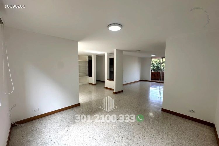 Apartamento de 3 alcobas en arriendo en Castropol, Medellín, 137 m² · foto 4 de 24