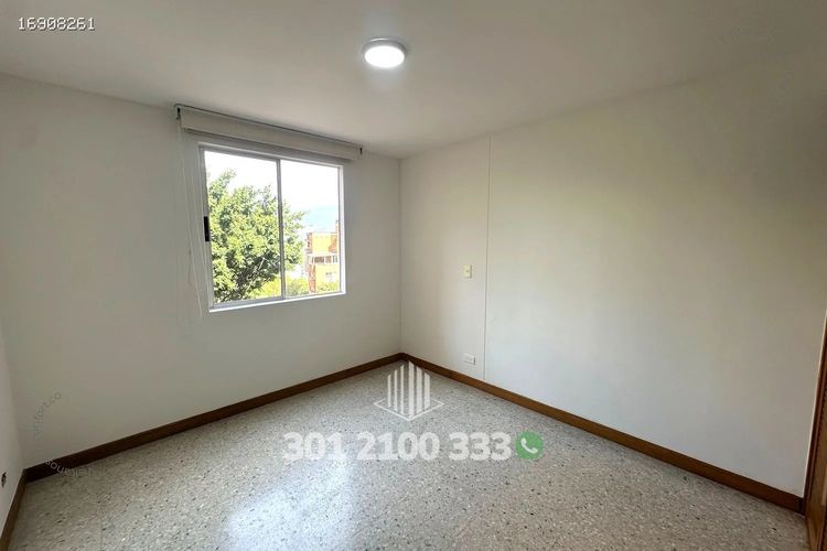 Apartamento de 3 alcobas en arriendo en Castropol, Medellín, 137 m² · foto 19 de 24