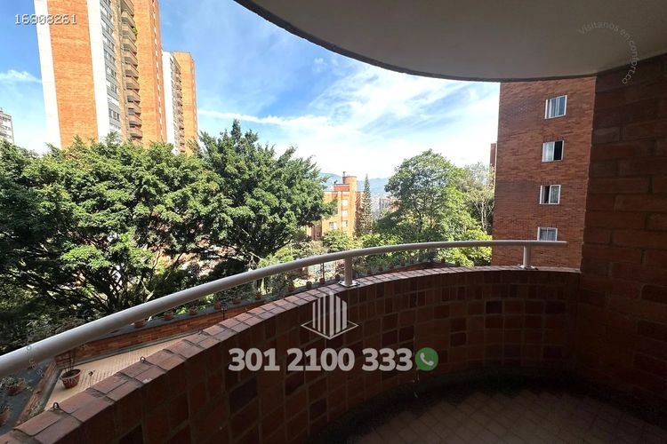 Apartamento de 3 alcobas en arriendo en Castropol, Medellín, 137 m² · foto 9 de 24