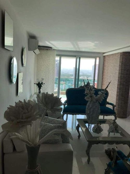 Apartamento de 3 alcobas en arriendo en Manga, Cartagena, 182 m² · foto 4 de 13