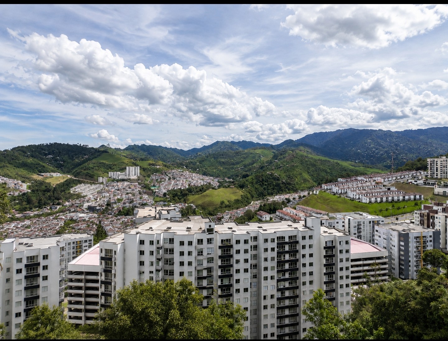 Apartamento en venta en Cerro De Oro, Manizales · foto 23 de 23