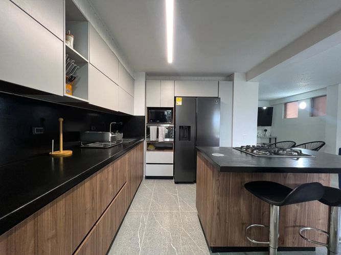Apartamento de 2 alcobas en arriendo en El Poblado, Medellín, 80 m² · foto 10 de 16