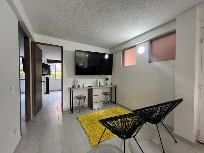 Apartamento de 2 alcobas en arriendo en El Poblado, Medellín, 80 m² · foto 8 de 16