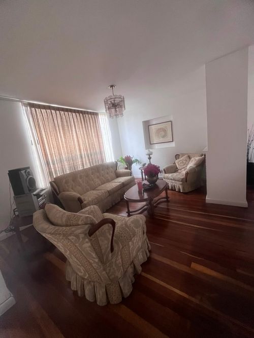 Casa en venta en Campin, Bogotá · foto 3 de 16