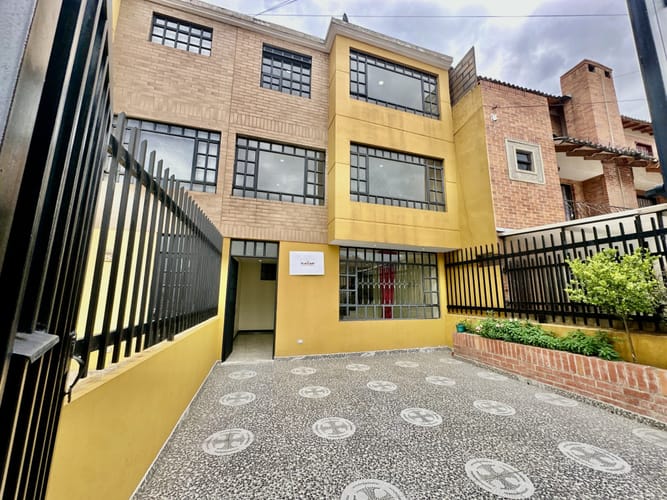 Casa de 5 alcobas en venta en Laura Vicuña, Chía, 141 m² · foto 2 de 24